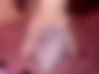 Live cam show with ErmelindaMerck - Anal on Uber Horny