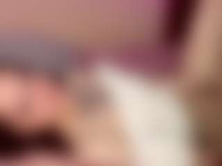 ErmelindaMerck's Live Sex Cam Show