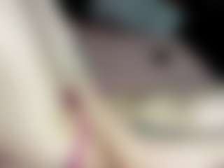 Live cam show with ErmelindaMerck - College Mature on Camsoda
