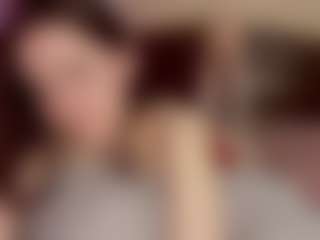 ErmelindaMerck's Live Sex Cam Show