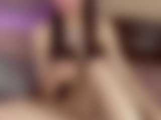 ErmelindaMerck's Live Sex Cam Show