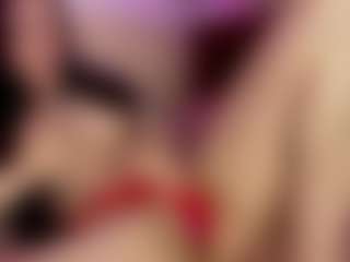 Live cam show with ErmelindaMerck - Body Massage on Latina Girls