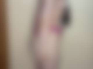 Live cam show with ErmelindaMerck - College Latina on Camsoda