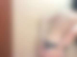 ErmelindaMerck's Live Sex Cam Show