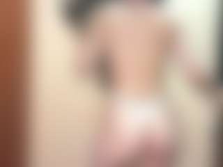 ErmelindaMerck's Live Sex Cam Show