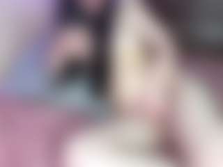 ErmelindaMerck's Live Sex Cam Show
