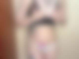 Live cam show with ErmelindaMerck - Amateur Mature on Hubzter Live