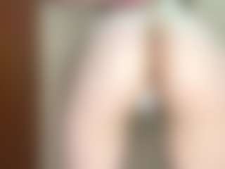 ErmelindaMerck's Live Sex Cam Show