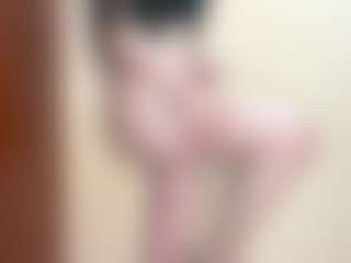 ErmelindaMerck's Live Sex Cam Show