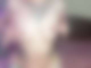 Live cam show with ErmelindaMerck - Fingers on CSO-WL