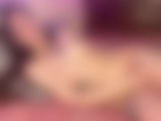 Live cam show with ErmelindaMerck - 420 Mature on Camsoda