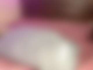 Live cam show with ErmelindaMerck - Amateur on TeamSkeetLive