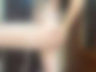 ErmelindaMerck's Live Sex Cam Show