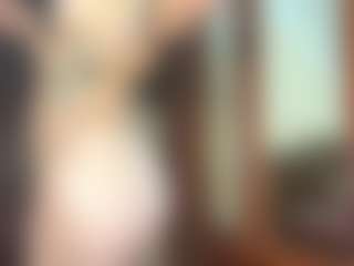 ErmelindaMerck's Live Sex Cam Show