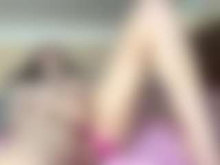 ErmelindaMerck's Live Sex Cam Show