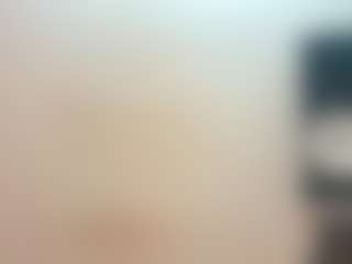 Live cam show with ErmelindaMerck - Sexy on CamClone