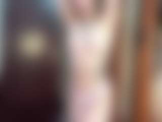 Live cam show with ErmelindaMerck - Toys Middle Aged on Camsoda