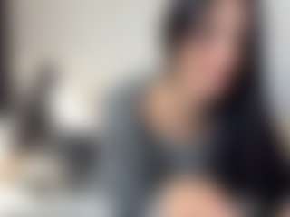HoaCuddeback's Live Sex Cam Show