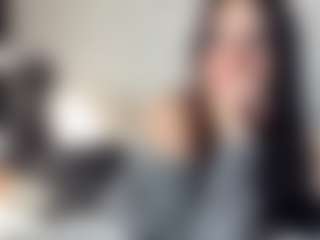 HoaCuddeback's Live Sex Cam Show