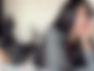 HoaCuddeback's Live Sex Cam Show