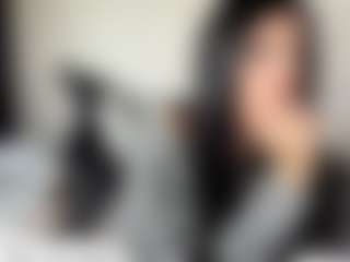 HoaCuddeback's Live Sex Cam Show