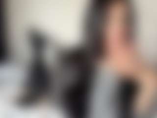 HoaCuddeback's Live Sex Cam Show