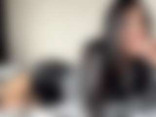 HoaCuddeback's Live Sex Cam Show