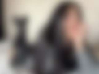 HoaCuddeback's Live Sex Cam Show