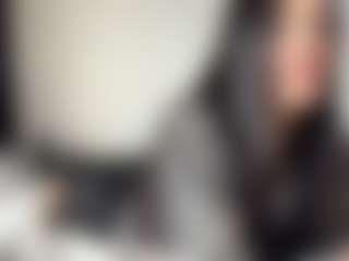 HoaCuddeback's Live Sex Cam Show
