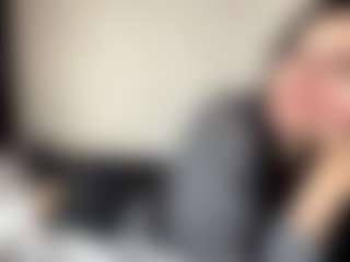 HoaCuddeback's Live Sex Cam Show