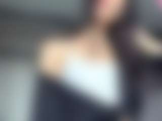 HoaCuddeback's Live Sex Cam Show