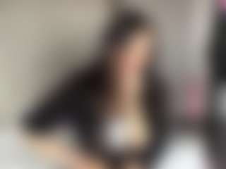 HoaCuddeback's Live Sex Cam Show