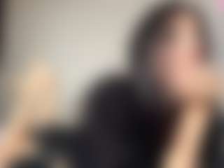 HoaCuddeback's Live Sex Cam Show