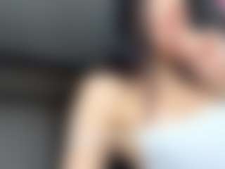 HoaCuddeback's Live Sex Cam Show