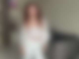 Live cam show with Valvi - Handjob on livesuperchat.net