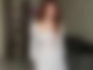 Live cam show with Valvi - Teen (18+) on Mixed Magazine Live