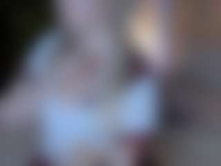 Live cam show with Lesya-Blair - Oil on liverealitysex.com