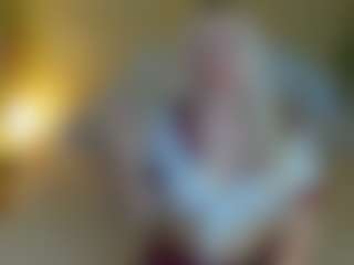 Live cam show with Lesya-Blair - Blue Eyes on CamClone