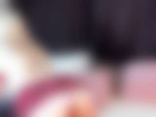 Live cam show with Lesya-Blair - Cute on TeamSkeetLive