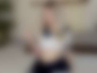 Live cam show with Lesya-Blair - Twerk on CamSodaAdn