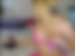 Live cam show with Lesya-Blair - Blonde Hair on Mixed Magazine Live