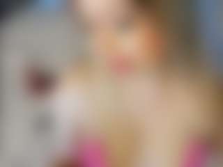 Live cam show with Lesya-Blair - Erotic Dance on CamwithHer