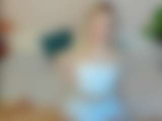 Live cam show with Lesya-Blair - Body Massage on Camsoda