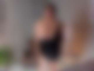 Live cam show with sandra-millerer - Show on intimatelivegirls.com