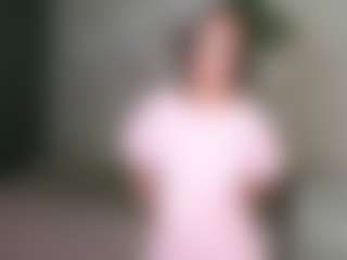 Live cam show with RonnaViccica - White Teen (18+) on SmokeAndPoke