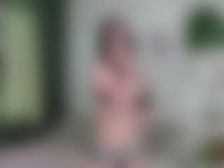 Live cam show with RonnaViccica - Young Adult on Camsoda