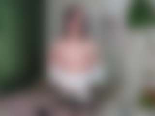 Live cam show with RonnaViccica - White on AdultVida.com