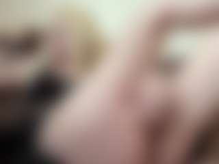 RoxieBeattle's Live Sex Cam Show