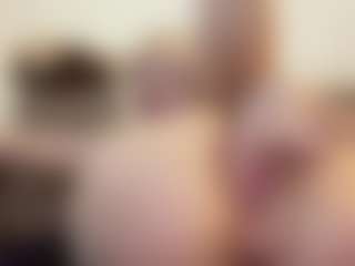 RoxieBeattle's Live Sex Cam Show