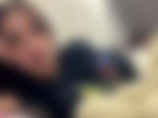 Live cam show with Anna - Big Ass Teen (18+) on Camsoda